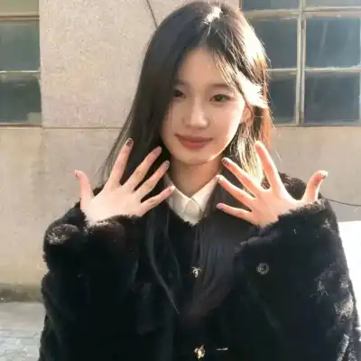 袁纪颖